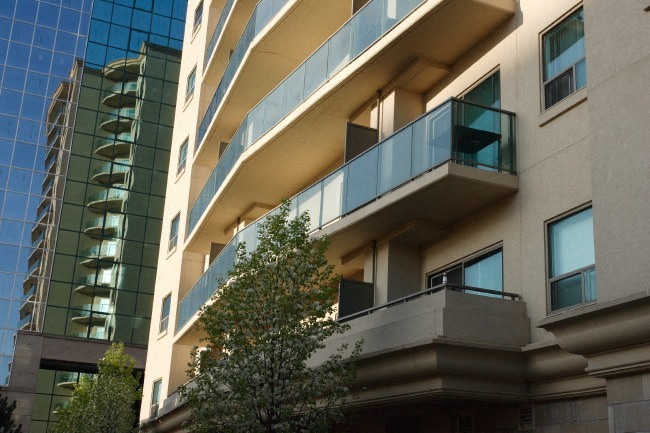 520 Talbot Street - Photo 2