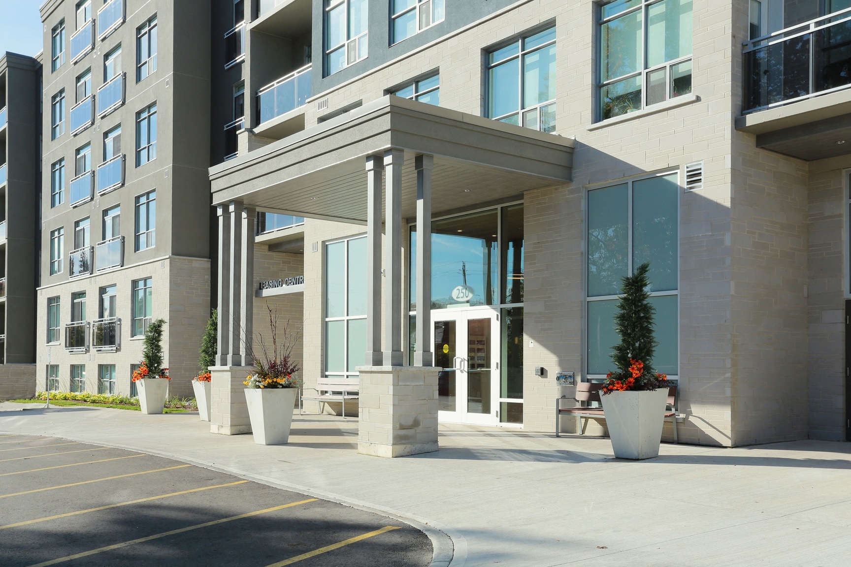 250 Oakland Avenue - Photo 2