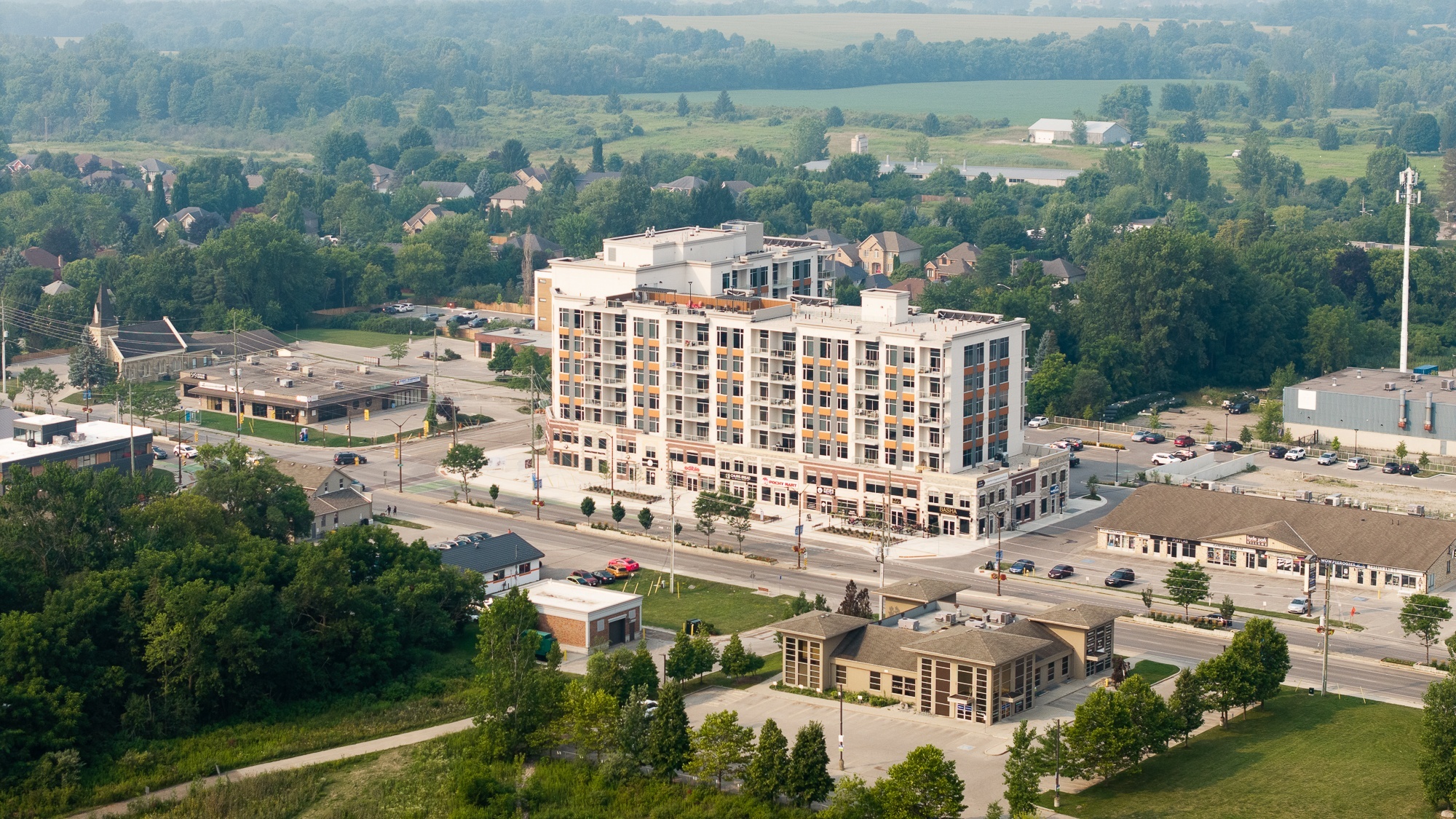 1600 Hyde Park Village Apartments