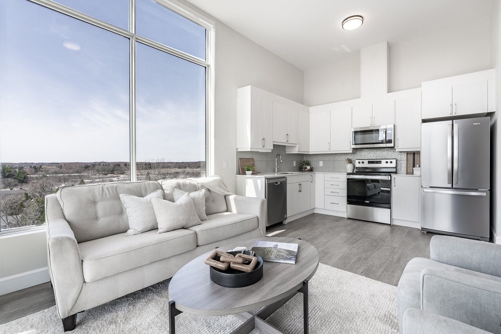 1600 Hyde Park Village Apartments - Photo 19