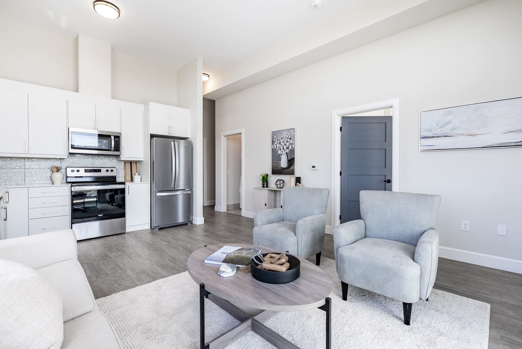 1600 Hyde Park Village Apartments - Photo 20