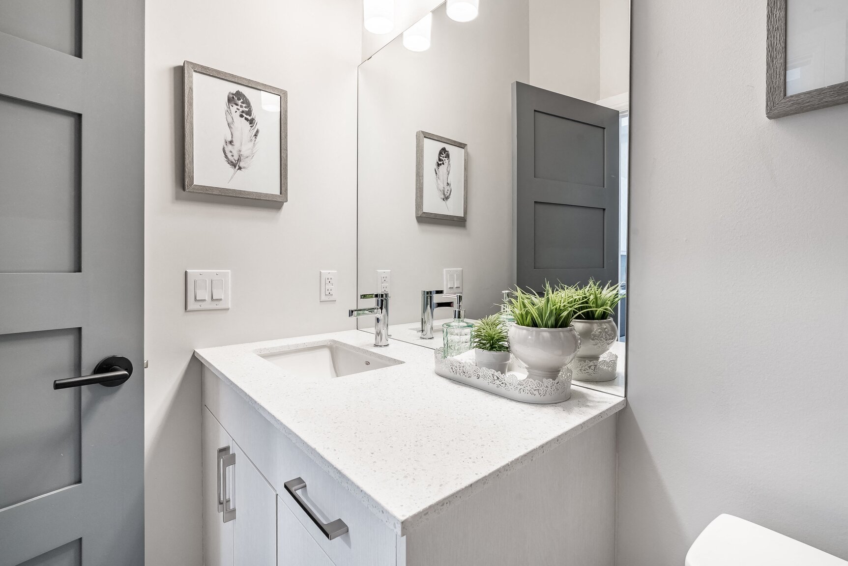 1600 Hyde Park Village Apartments - Photo 38