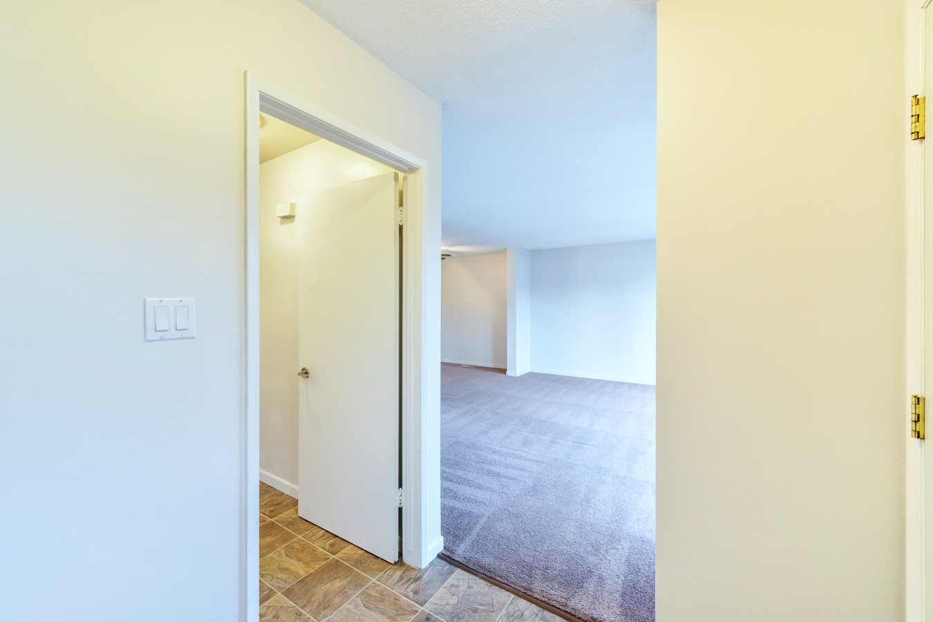Lord Byron Townhouses - Photo 2