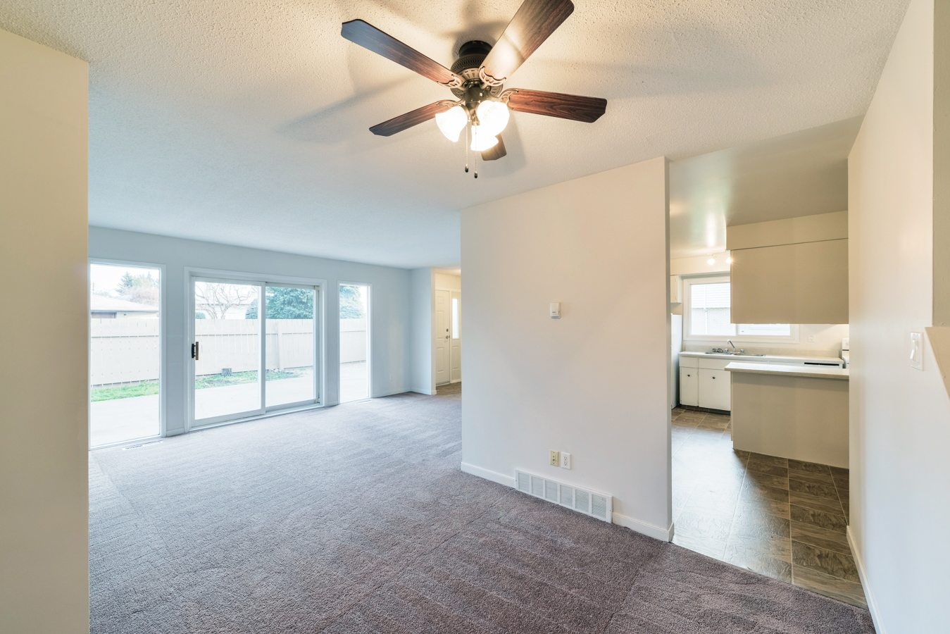 Lord Byron Townhouses - Photo 5
