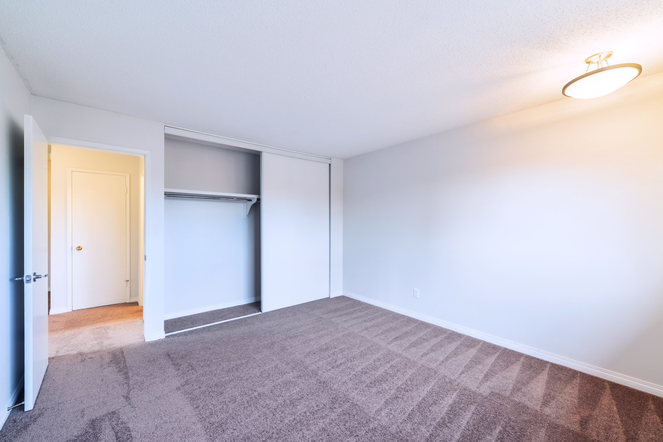 Lord Byron Townhouses - Photo 10
