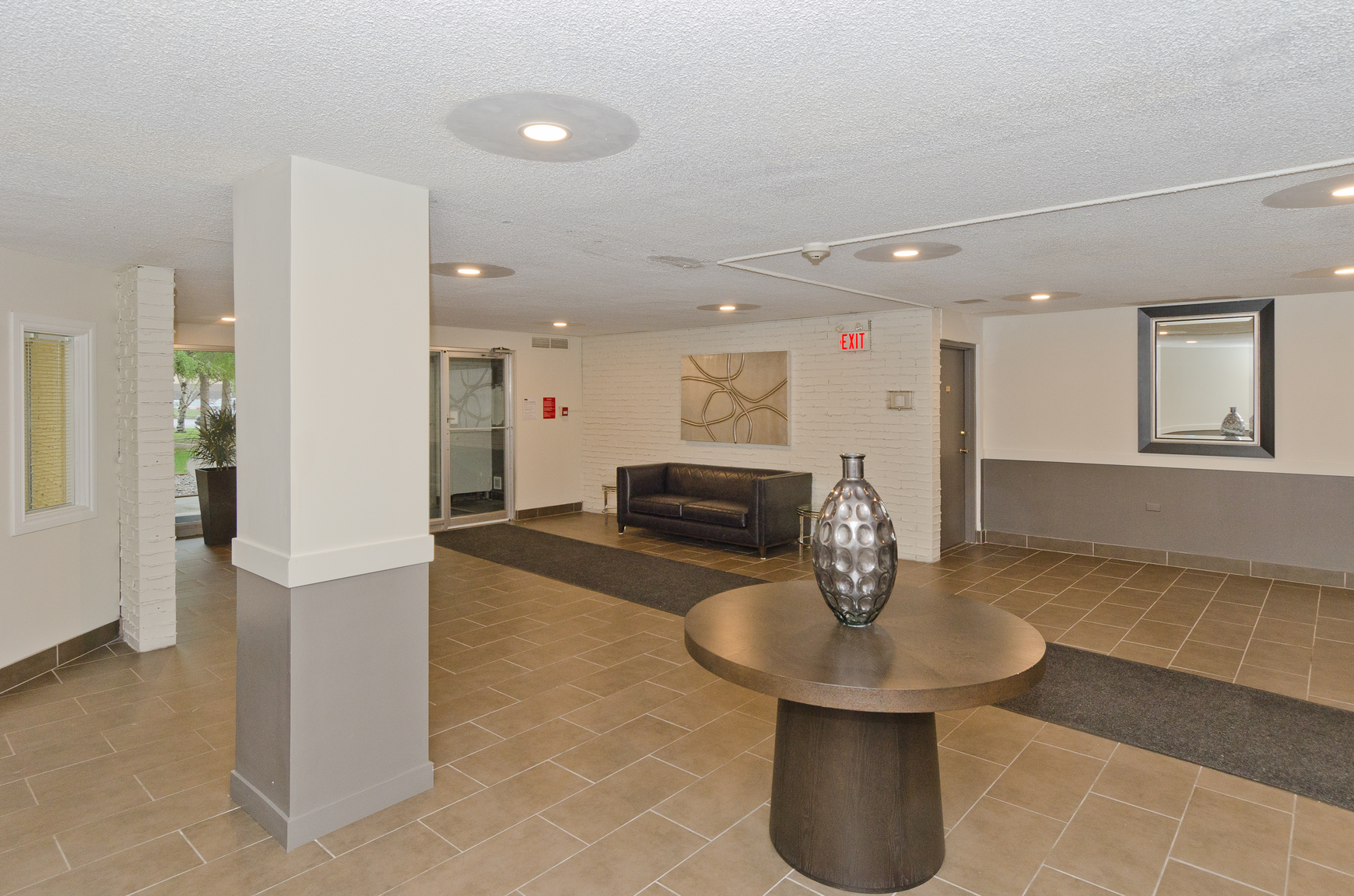 Flintridge Place - Photo 10