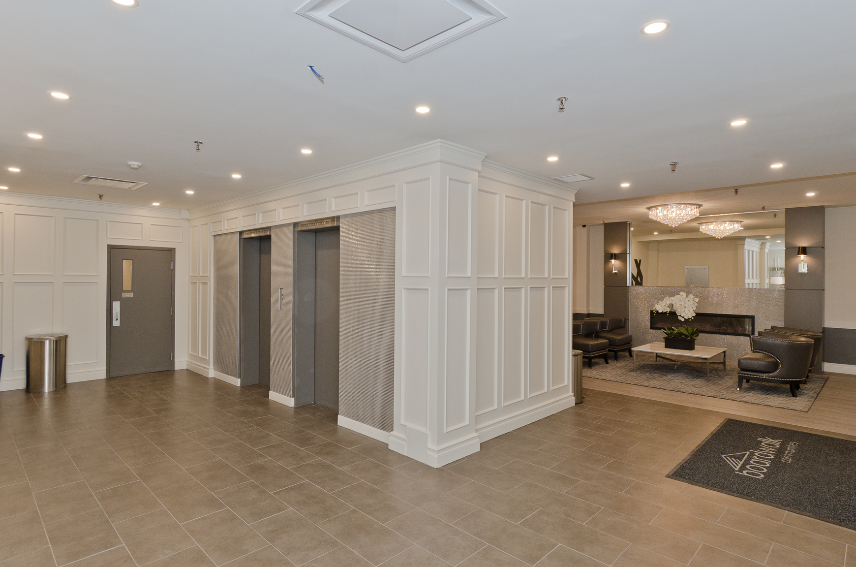 Royal Park Plaza - Photo 11