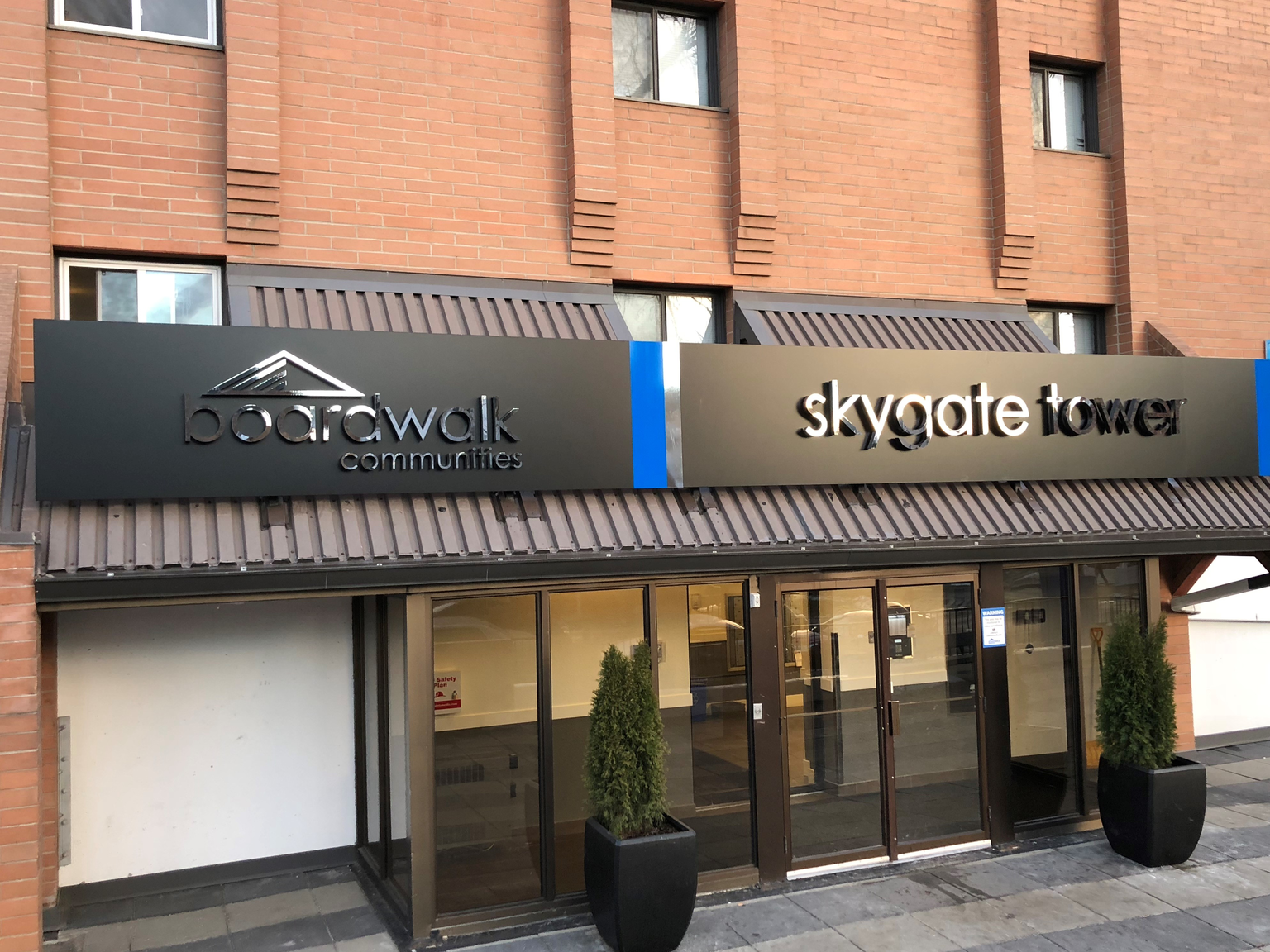 Skygate Tower - Photo 17