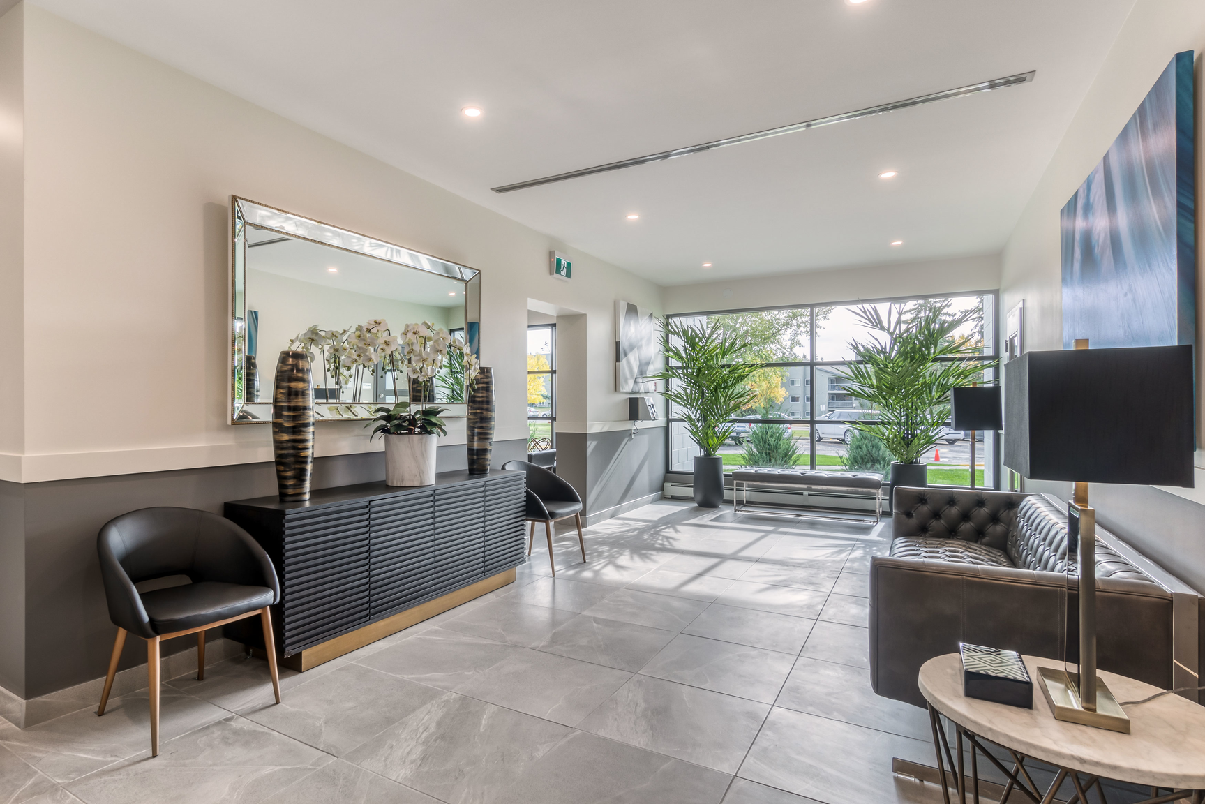 Richmond Towers - Photo 14