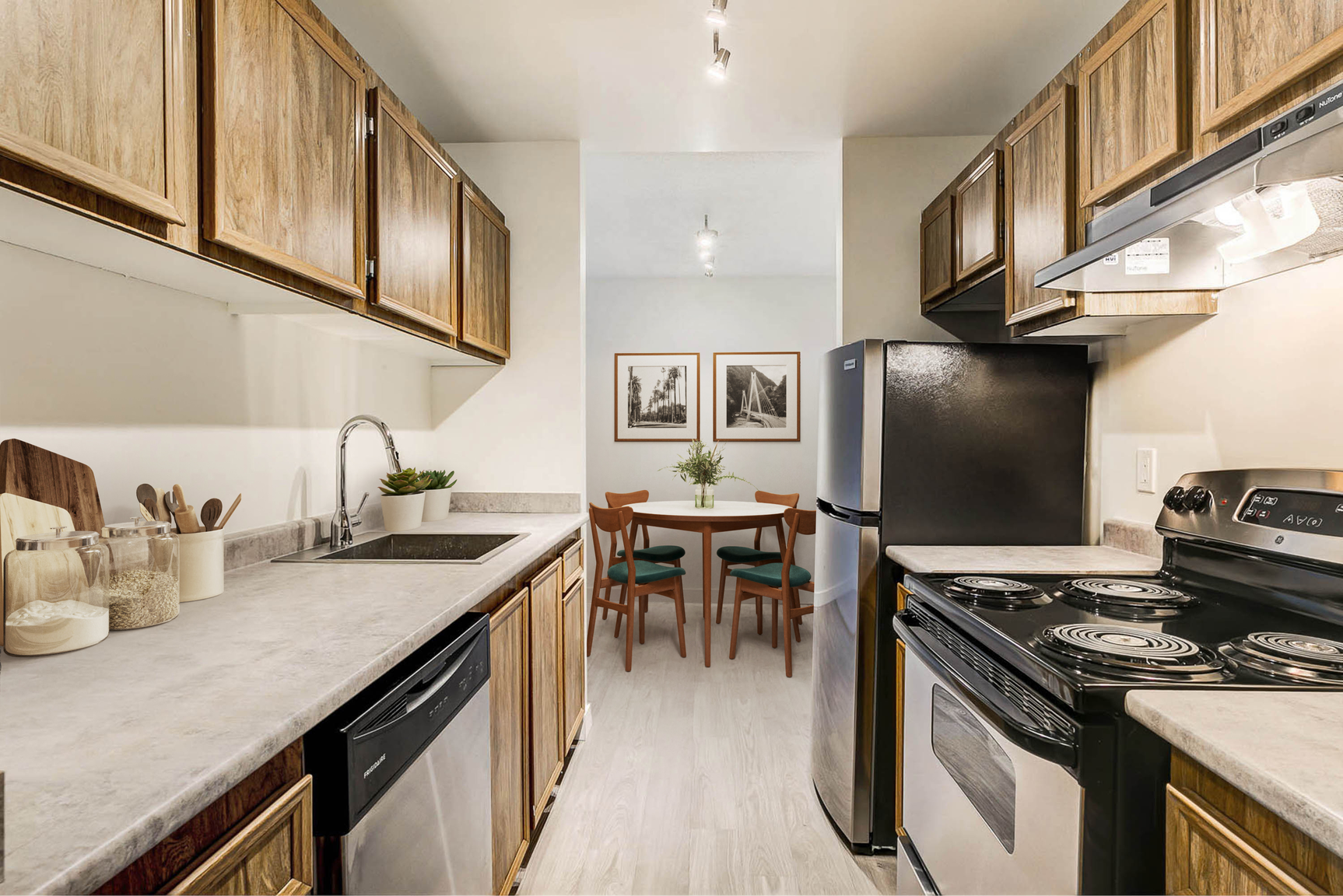West Edmonton Village - Photo 8