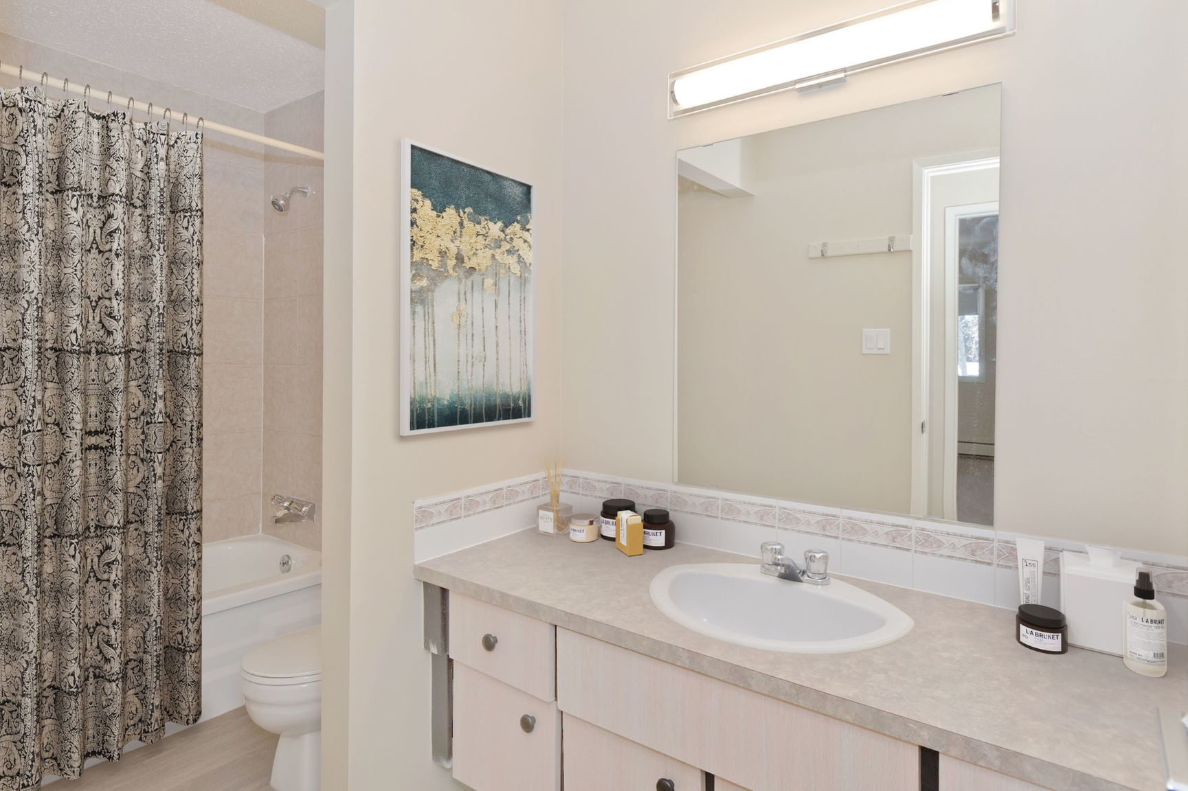 Lakeview Apartments - Photo 19
