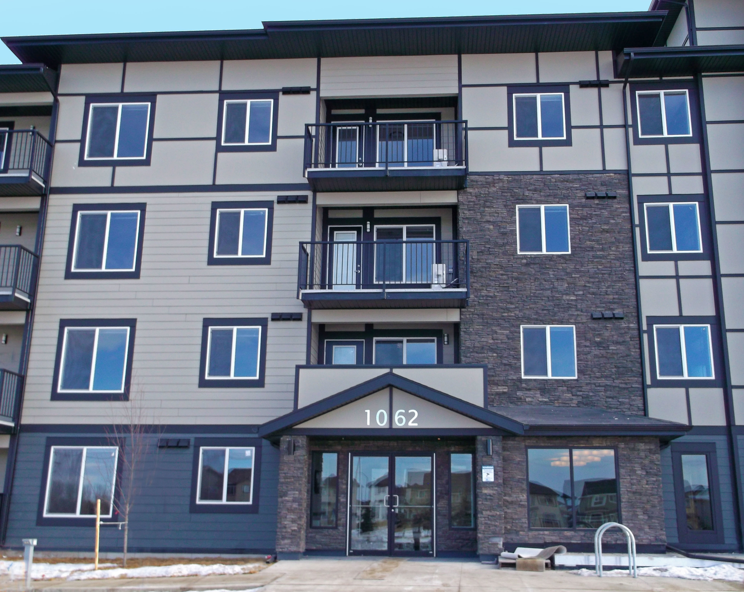 Pines Edge 8