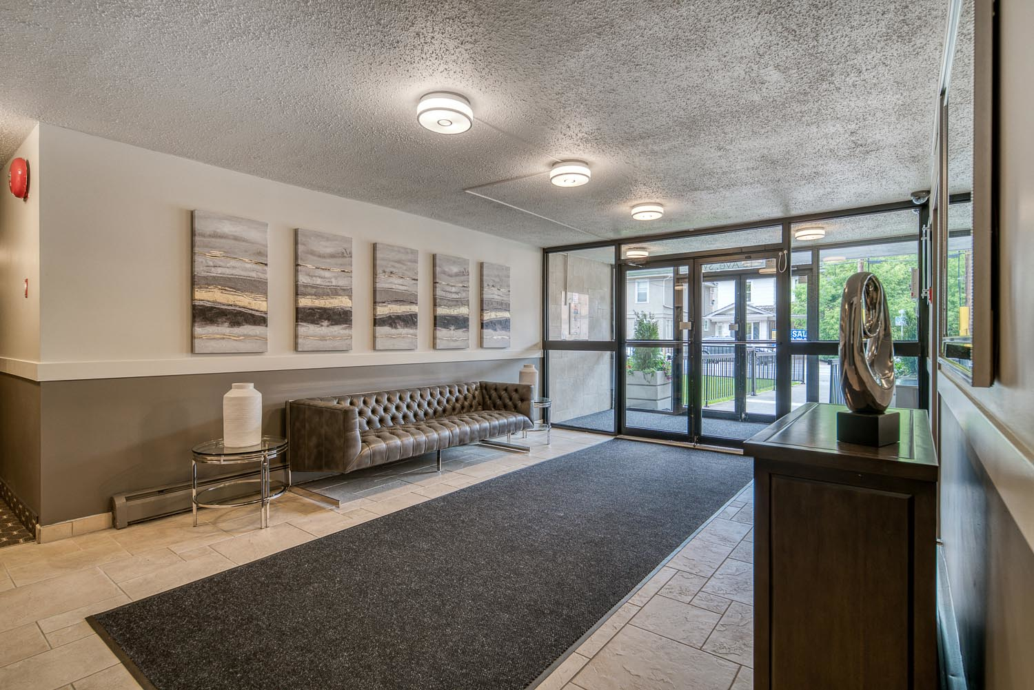 Randal House - Photo 6