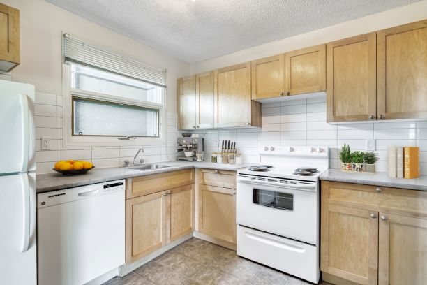 Centre Pointe West - Photo 13