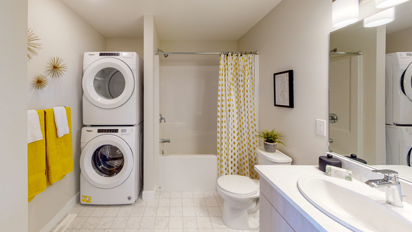 Bravo Townhomes - Photo 8