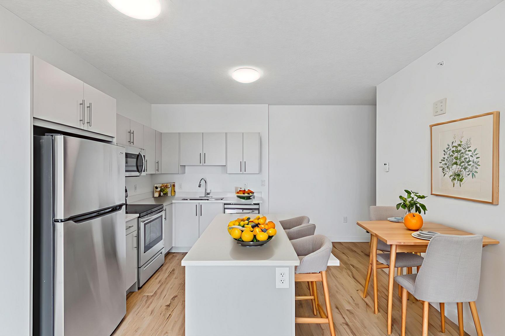 639 Main 8