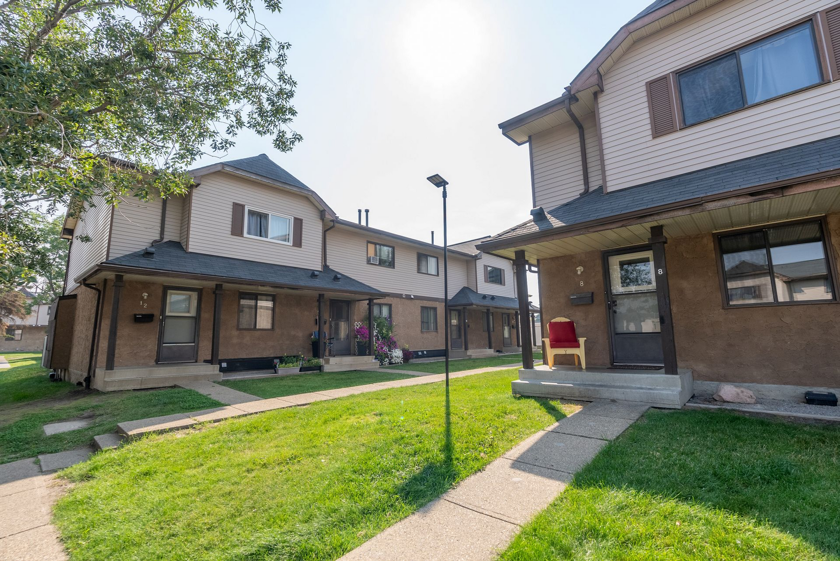 Point West Townhouses 12