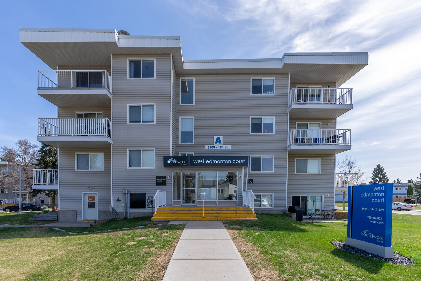 West Edmonton Court - Photo 6