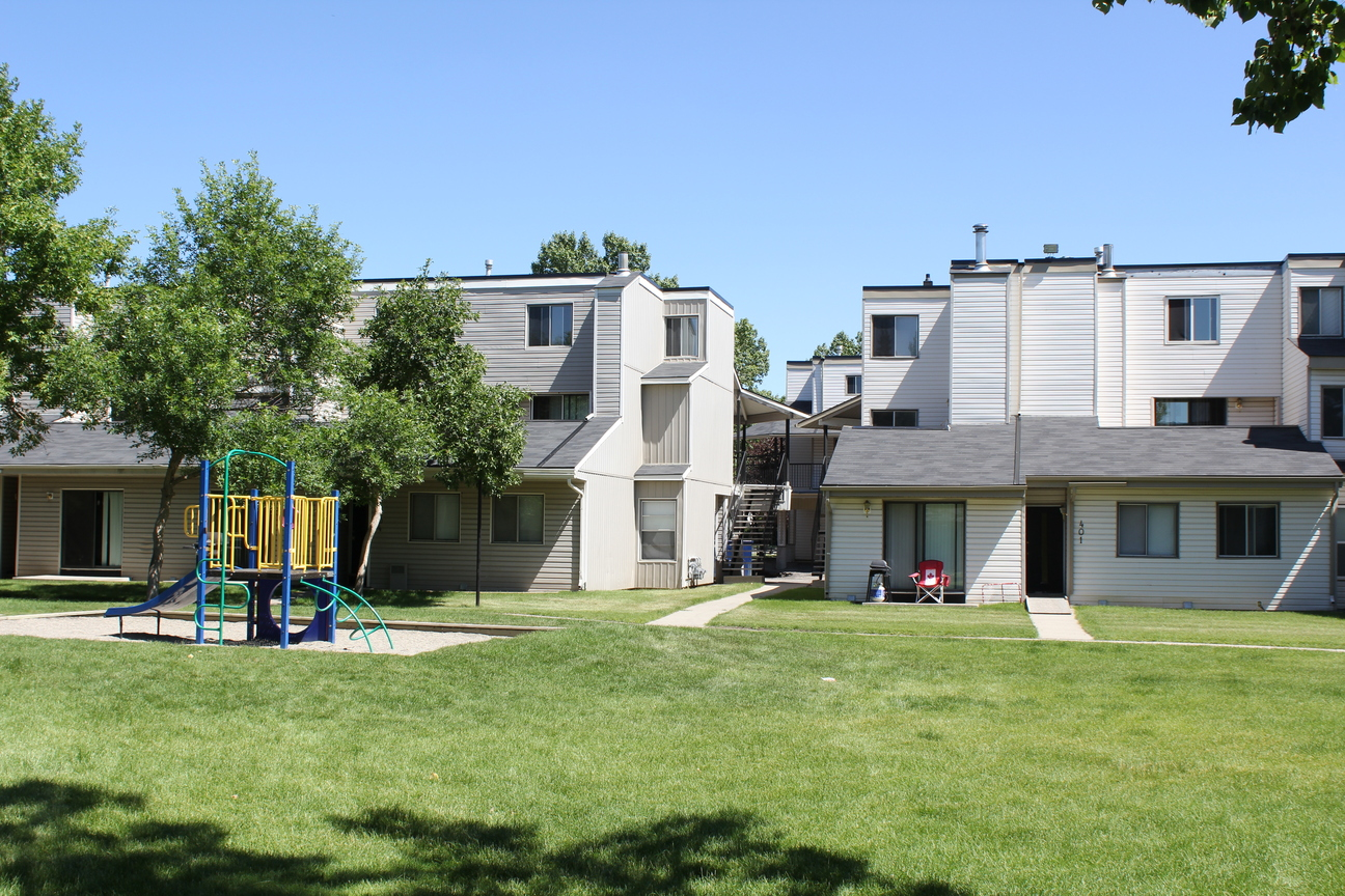 Russet Court - Photo 14
