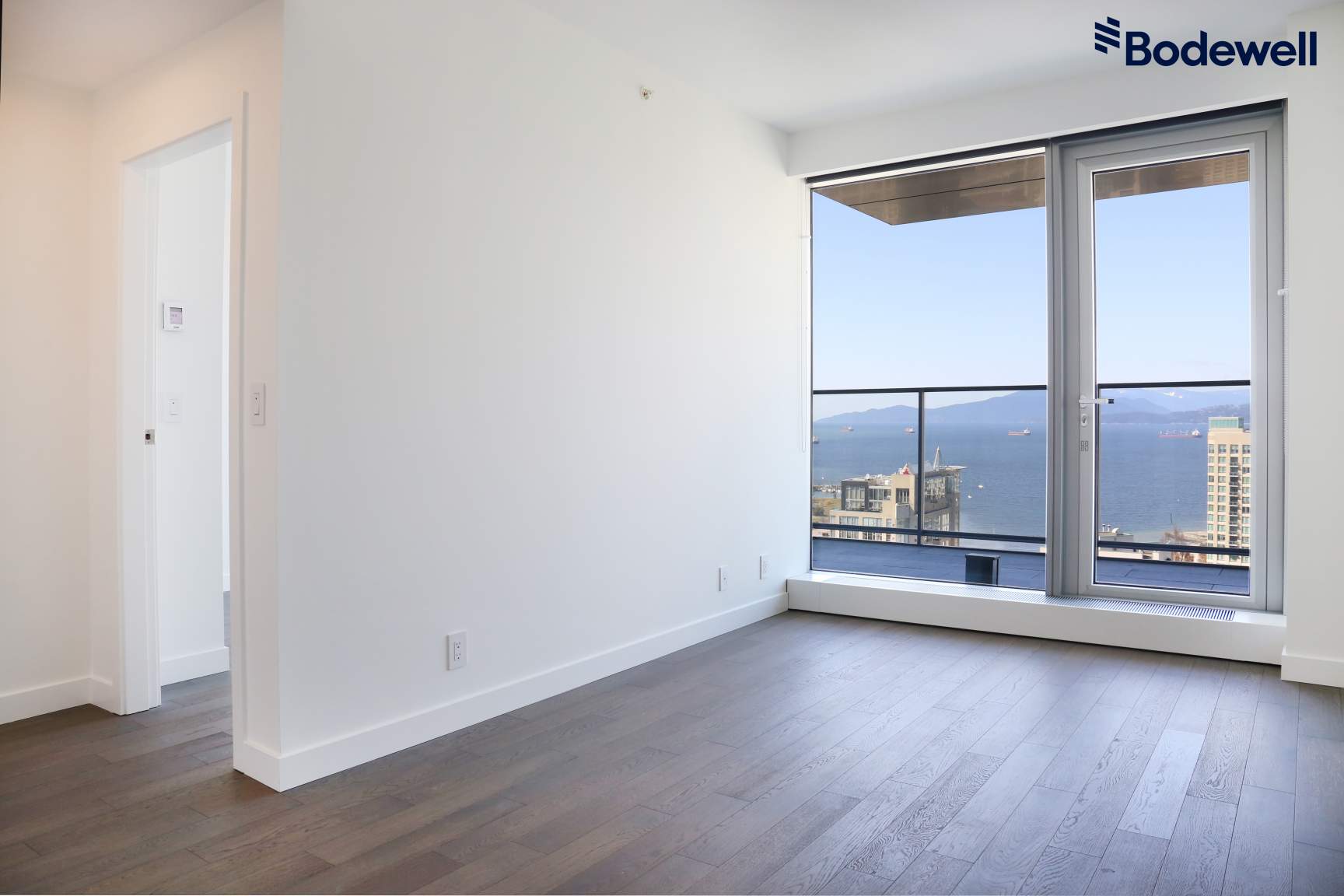 Vancouver House - Photo 2