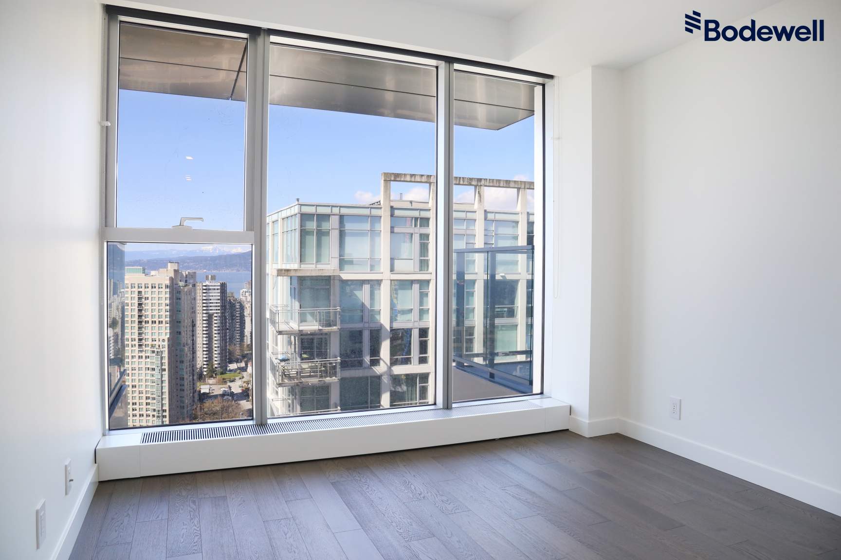 Vancouver House - Photo 15