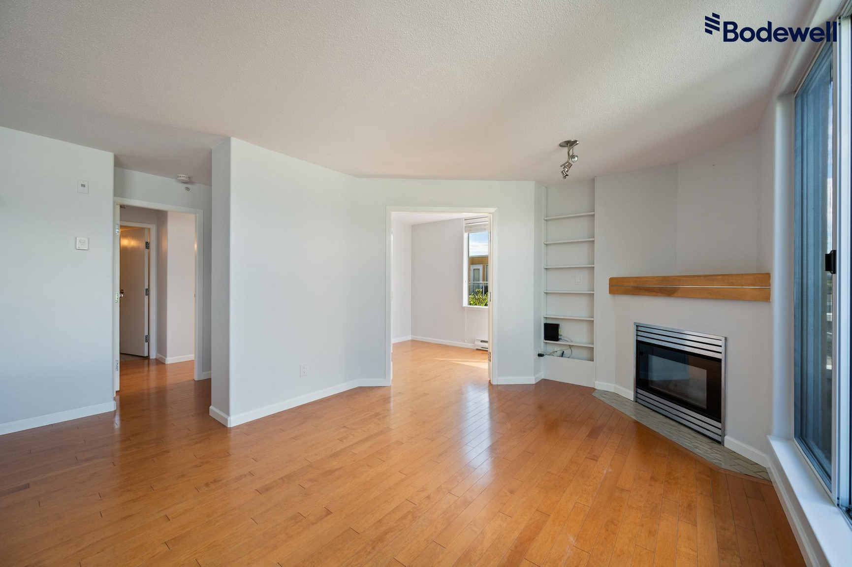 Capers Building - Photo 11