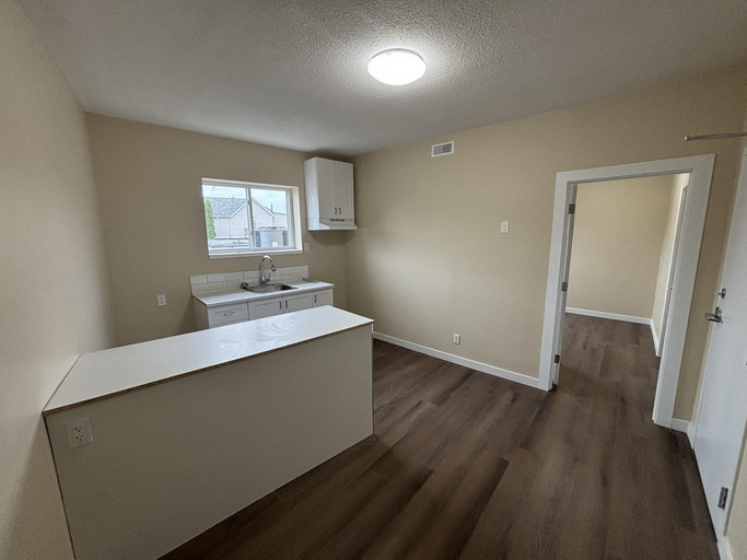 6107 Main St. - 2