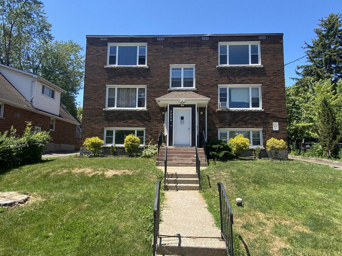 5499 Ontario Ave. - 1