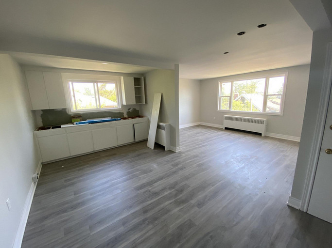 5499 Ontario Ave. - 5