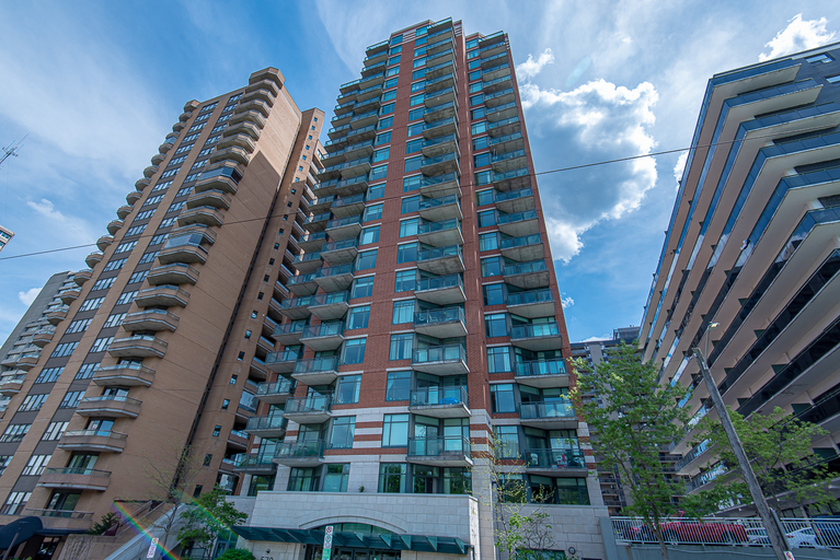 570 Laurier Avenue West - 1203 - 1203