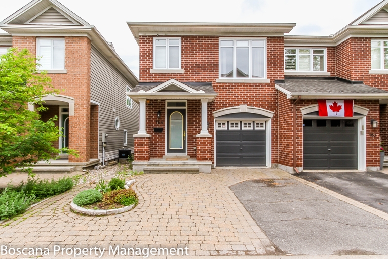 fbb8a9497fa149ad880ed0d539590c7d.jpg 164 West Village Private - 1