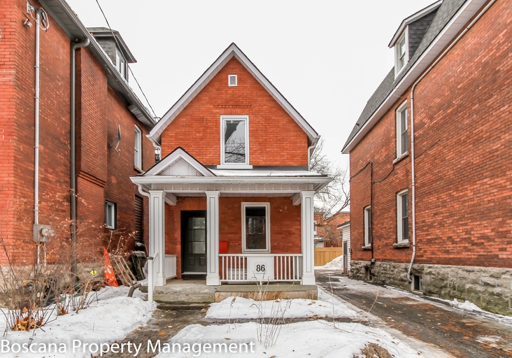 78c764b8b7a54308b03b44d7f5be976a.jpg 86 Second Avenue - 1