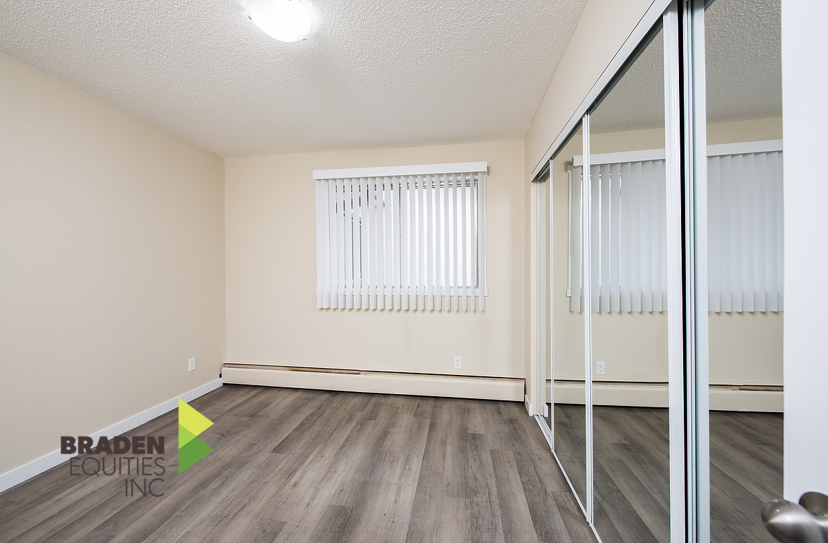 Greenglen - Photo 25