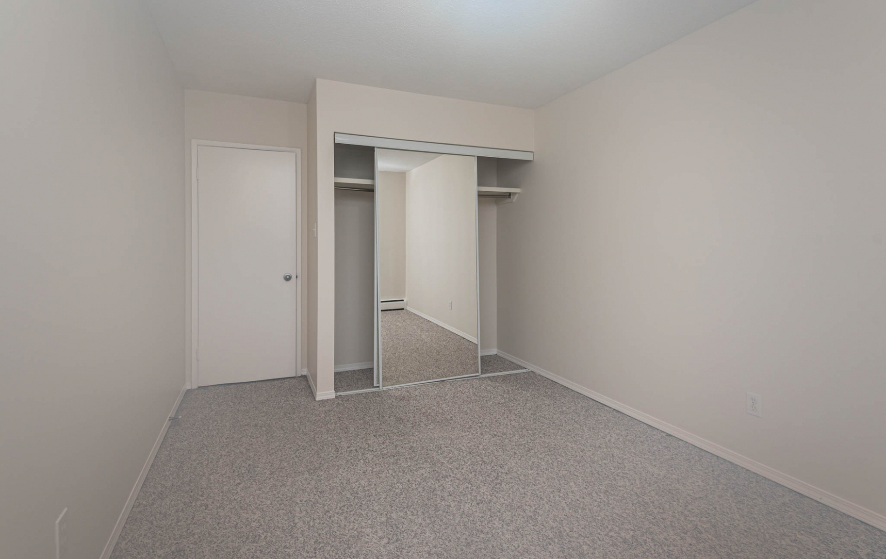 Manchester Place - Photo 11