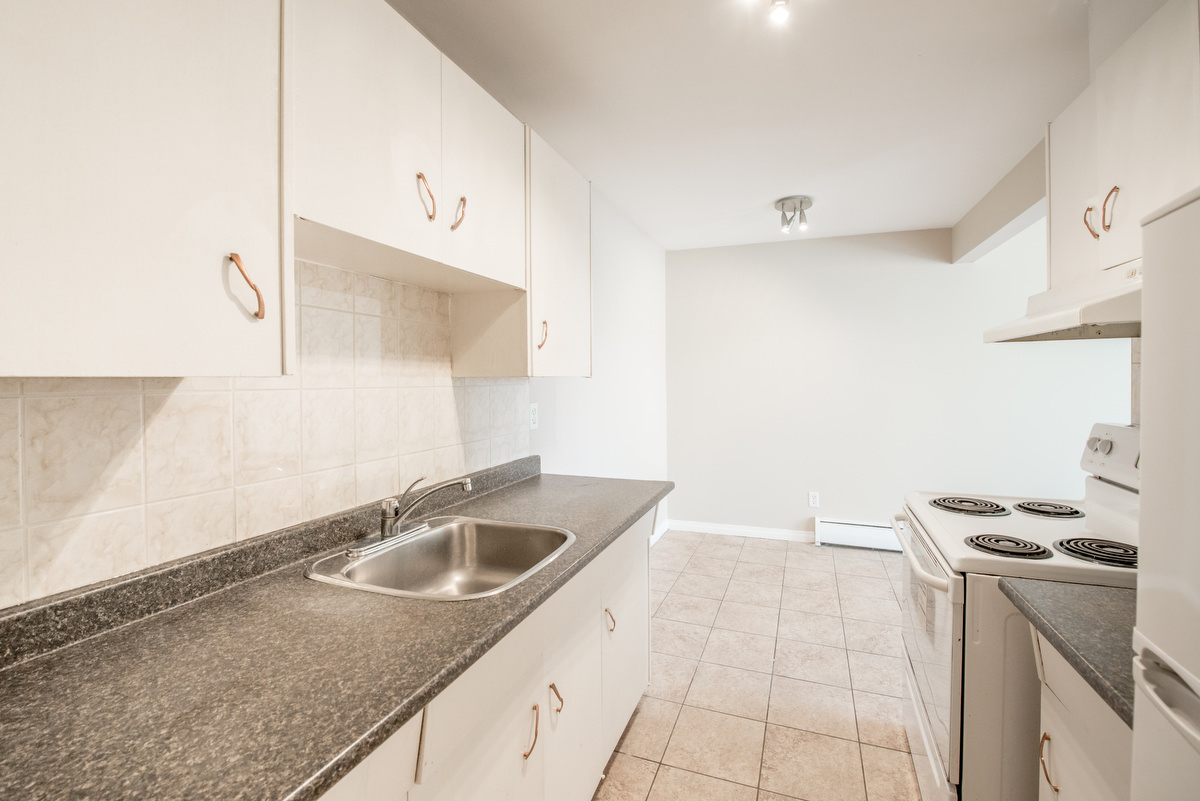 Alexander Apartments - Photo 4