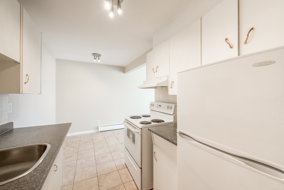 Alexander Apartments - Photo 5