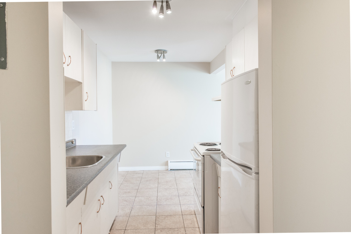 Alexander Apartments - Photo 6