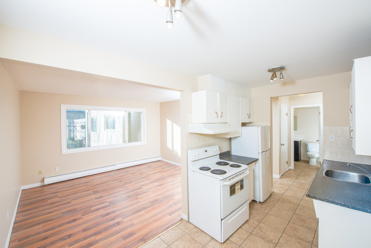 Alexander Apartments - Photo 17