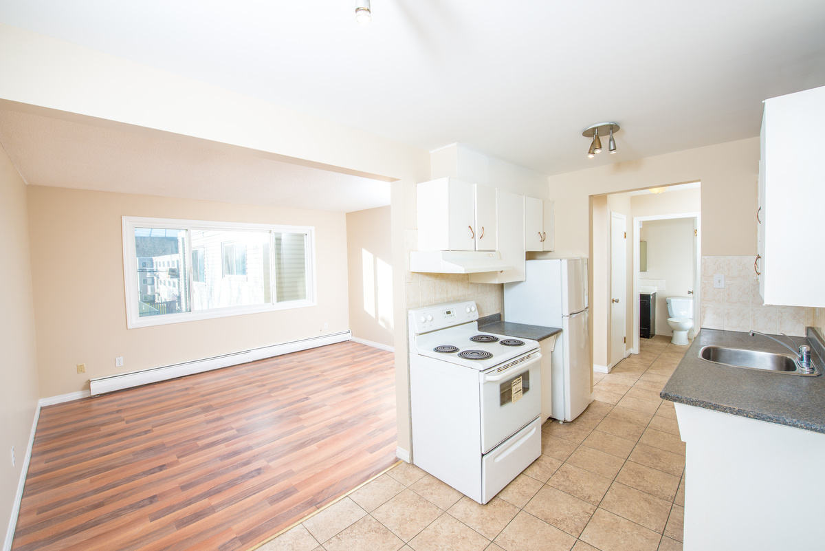 Alexander Apartments - Photo 19