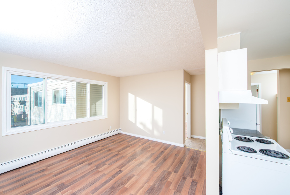 Alexander Apartments - Photo 20