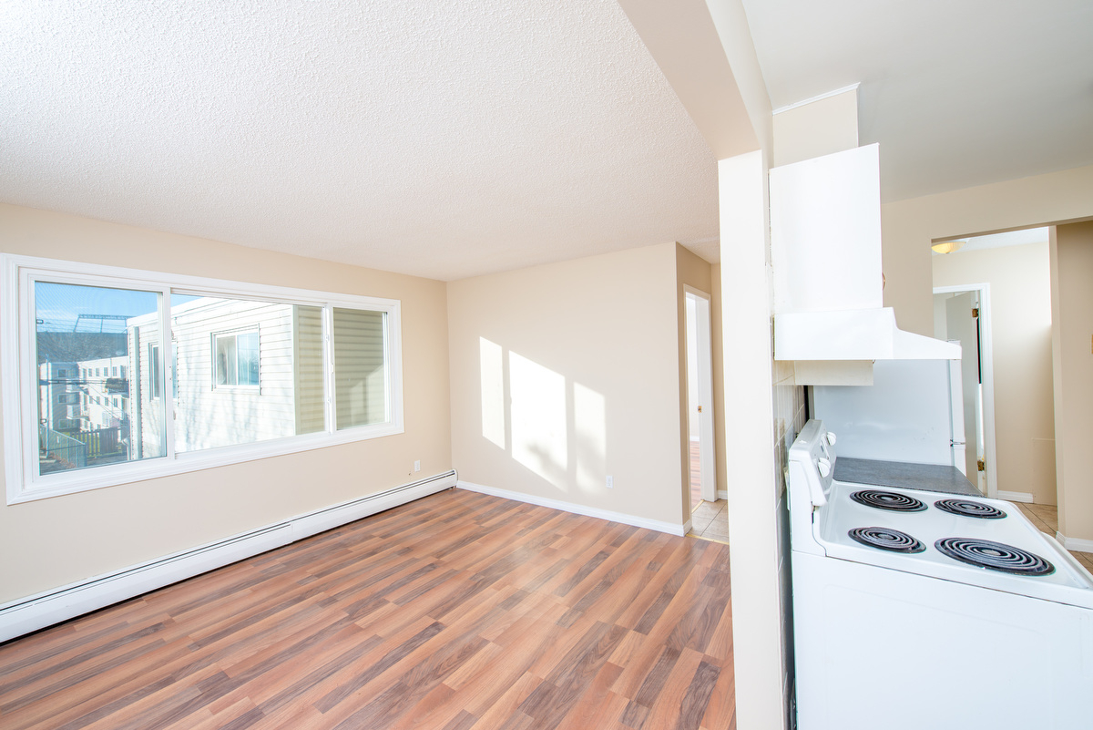 Alexander Apartments - Photo 22
