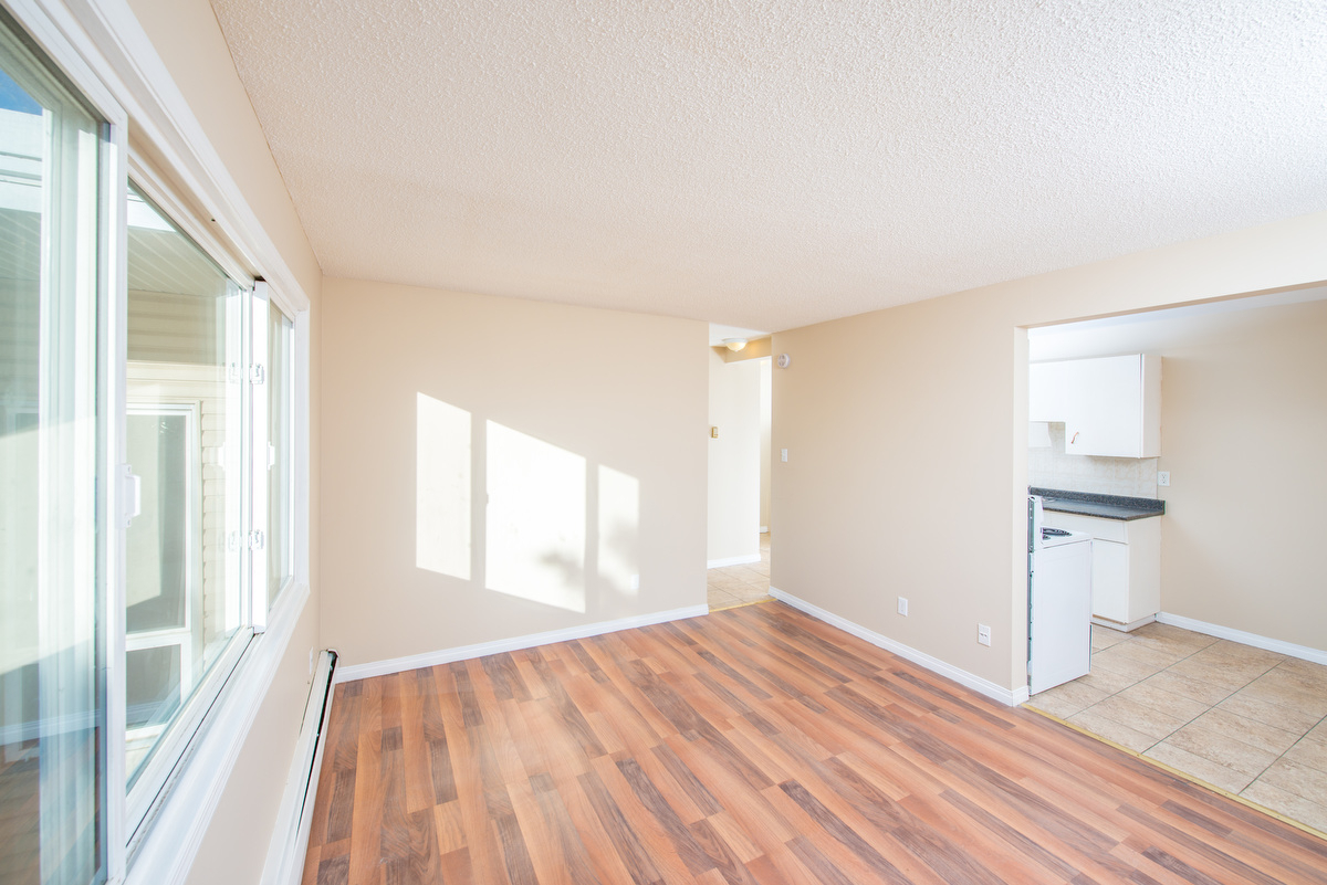 Alexander Apartments - Photo 24
