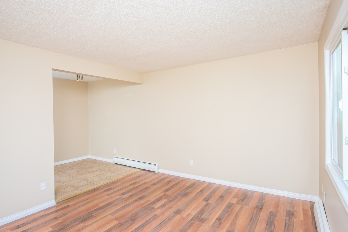Alexander Apartments - Photo 29