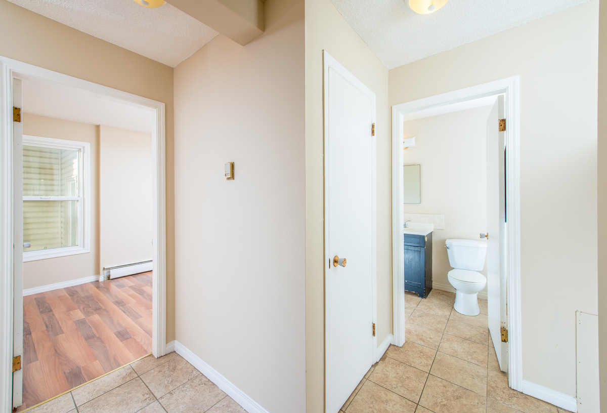 Alexander Apartments - Photo 36