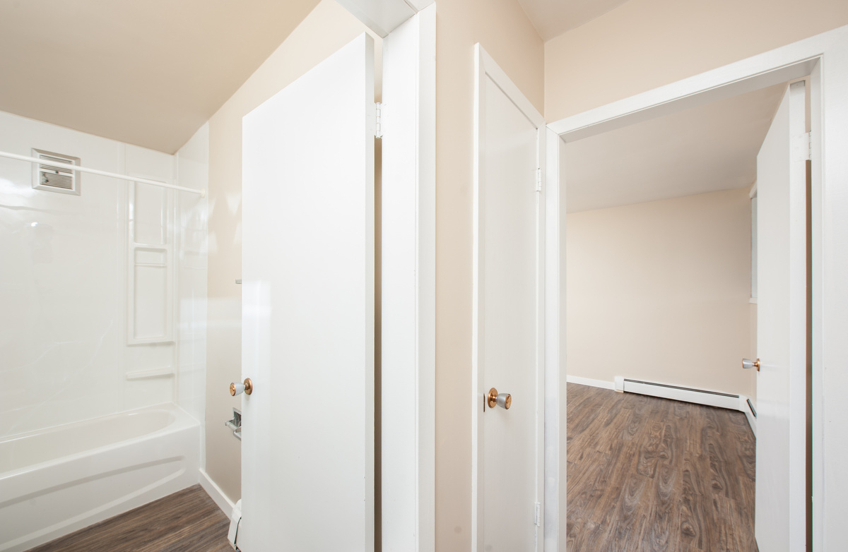 Shaughnessy Manor - Photo 10
