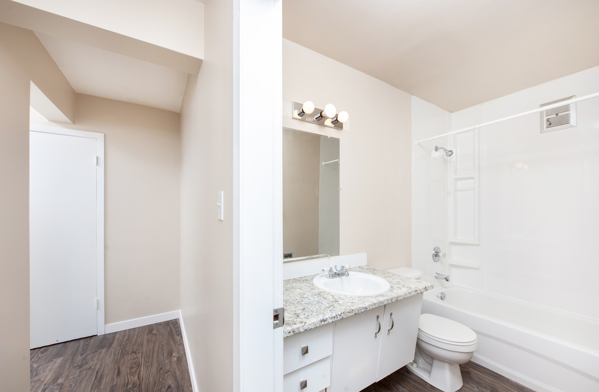 Shaughnessy Manor - Photo 12