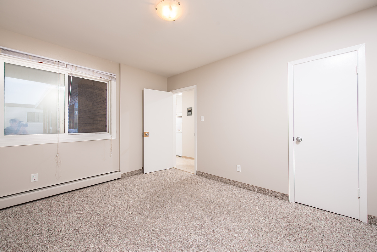 Centerpoint - Photo 16