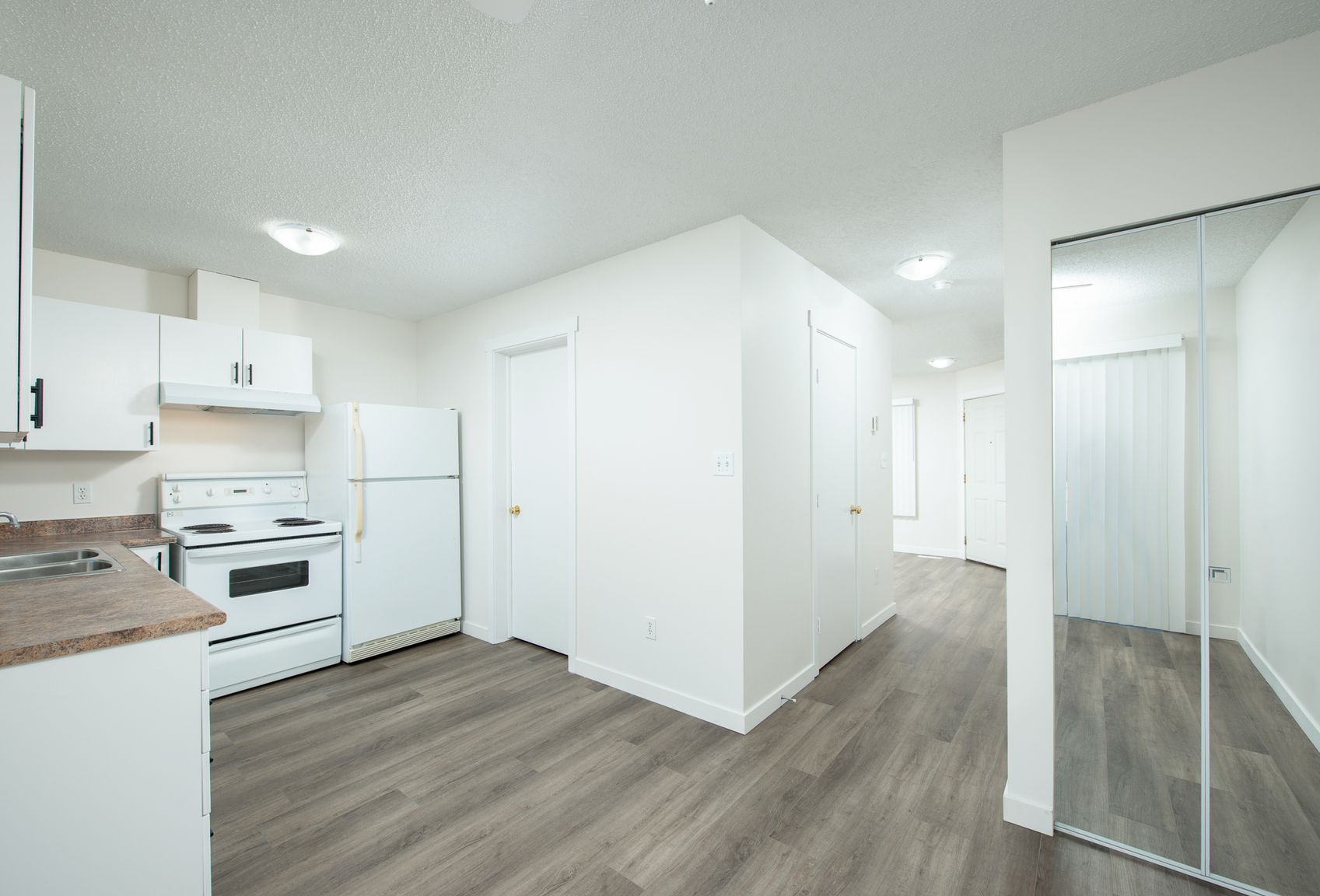 Grove Estates - Photo 14