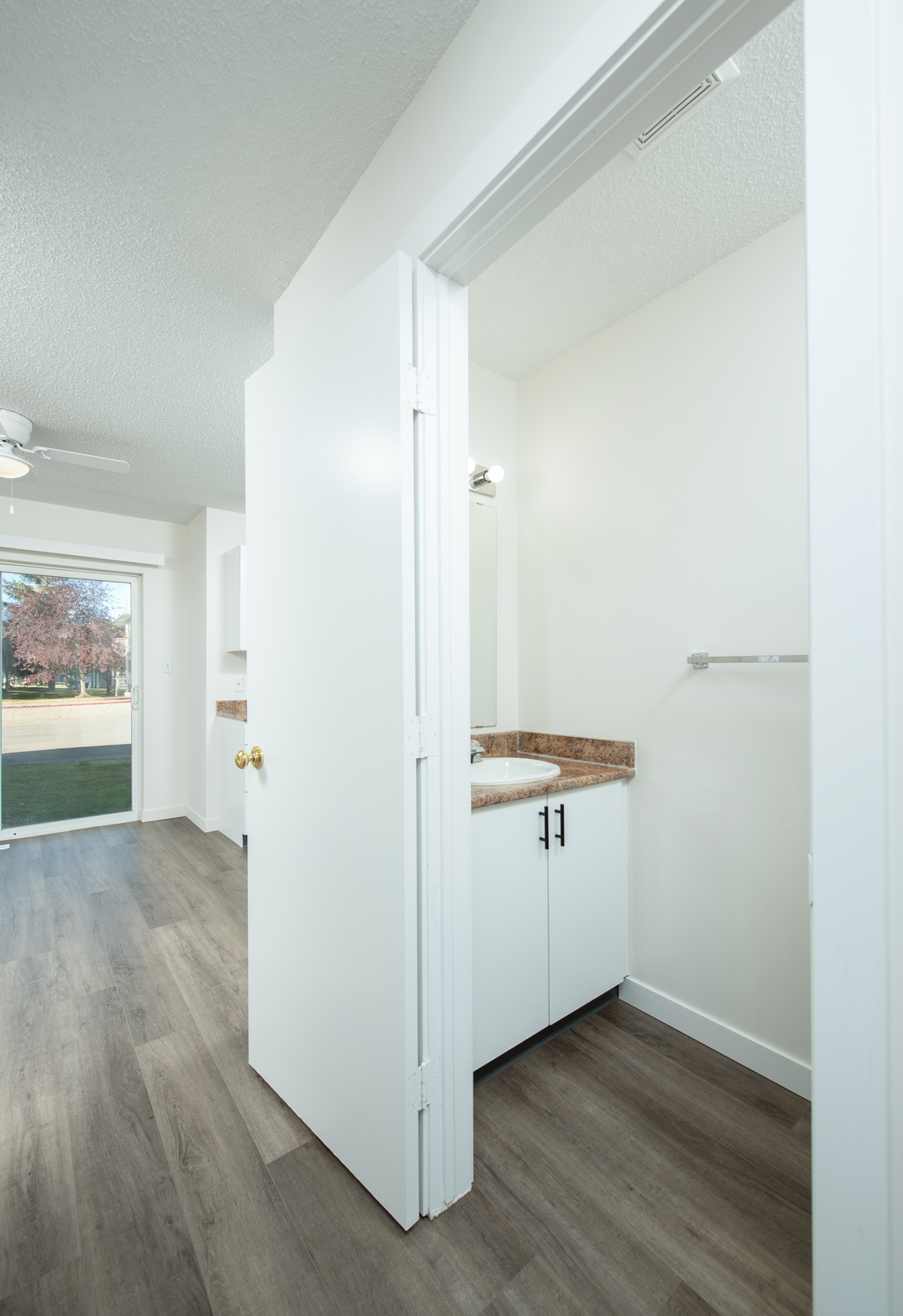 Grove Estates - Photo 21