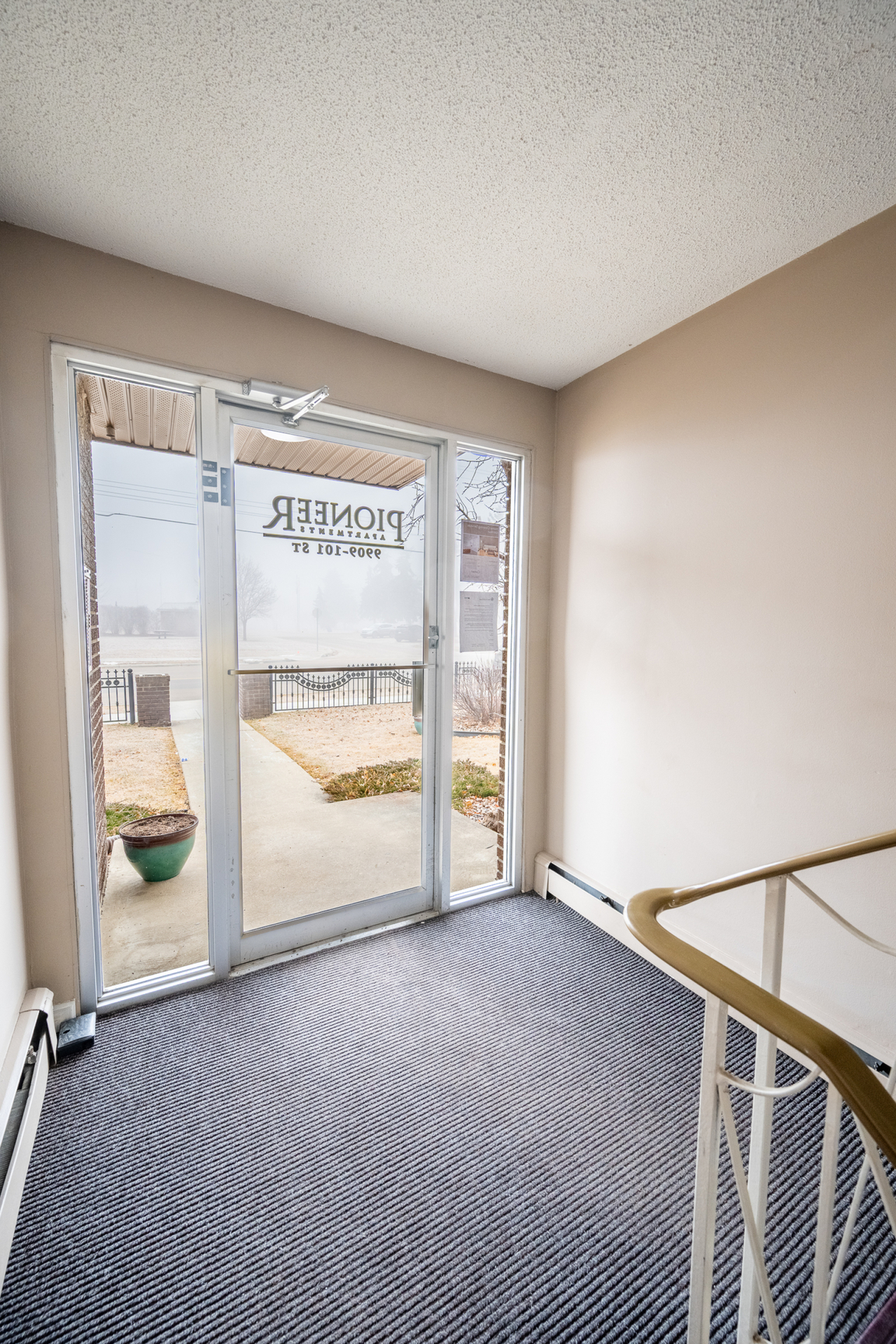 Pioneer Apartments - Photo 34
